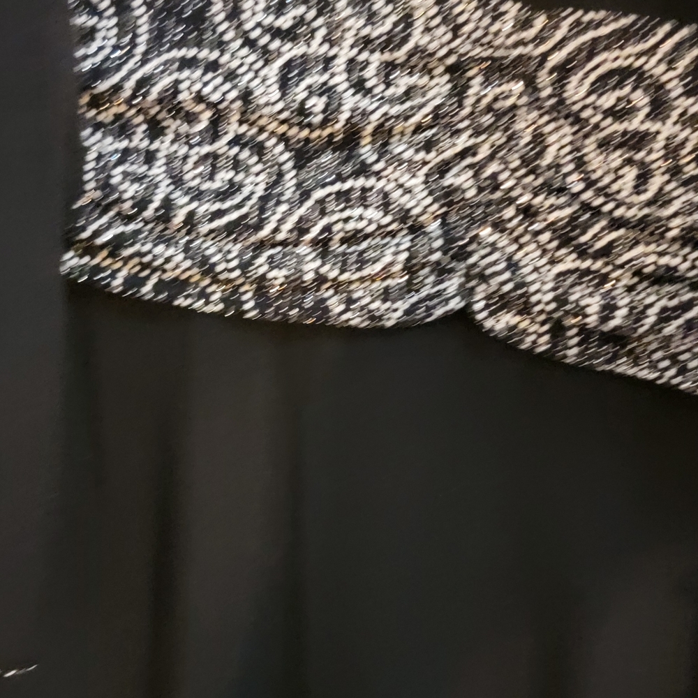 Ladies 2pc Set - image 4